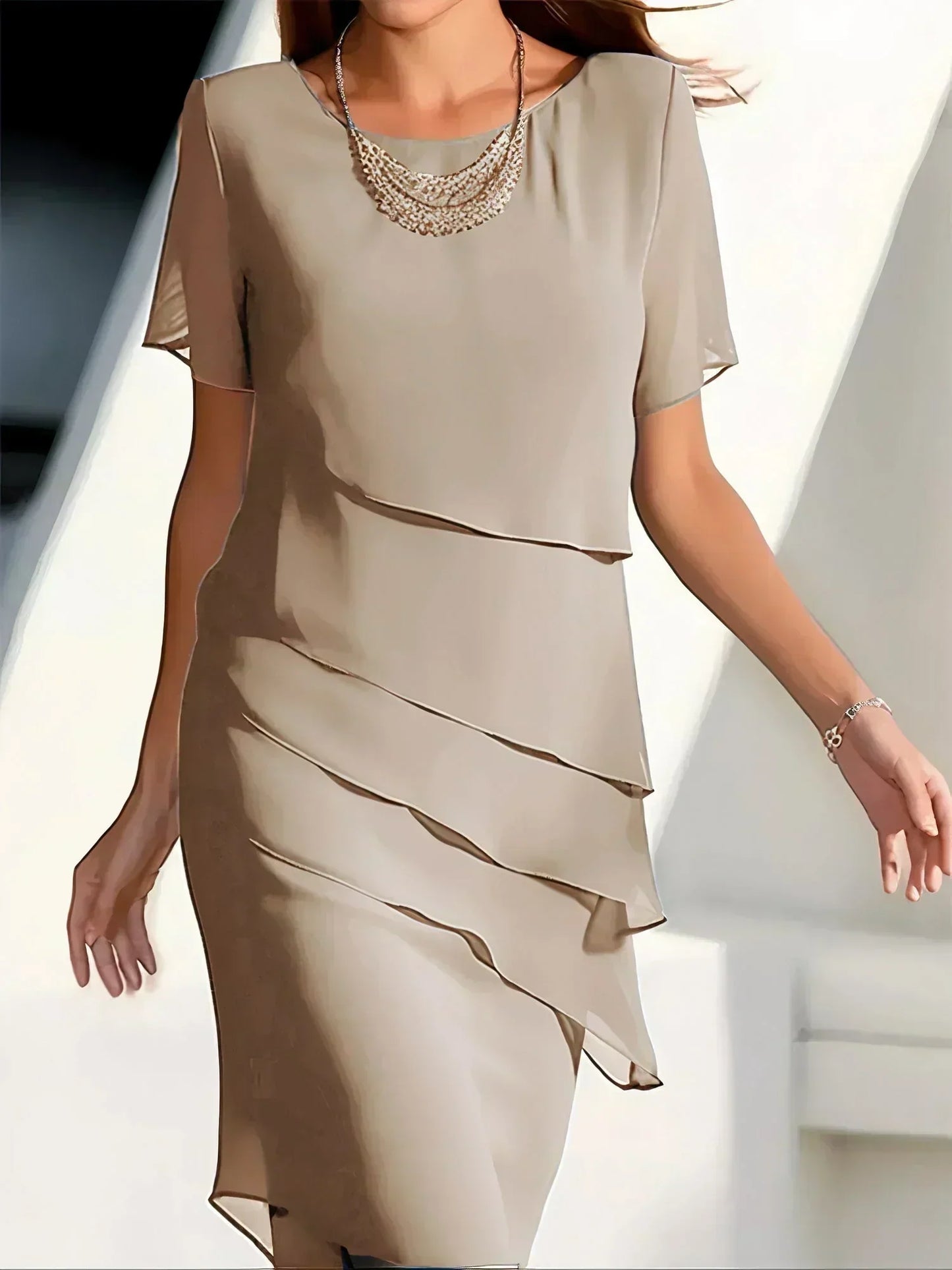Sorelia™ Robe Fluide Multicouches