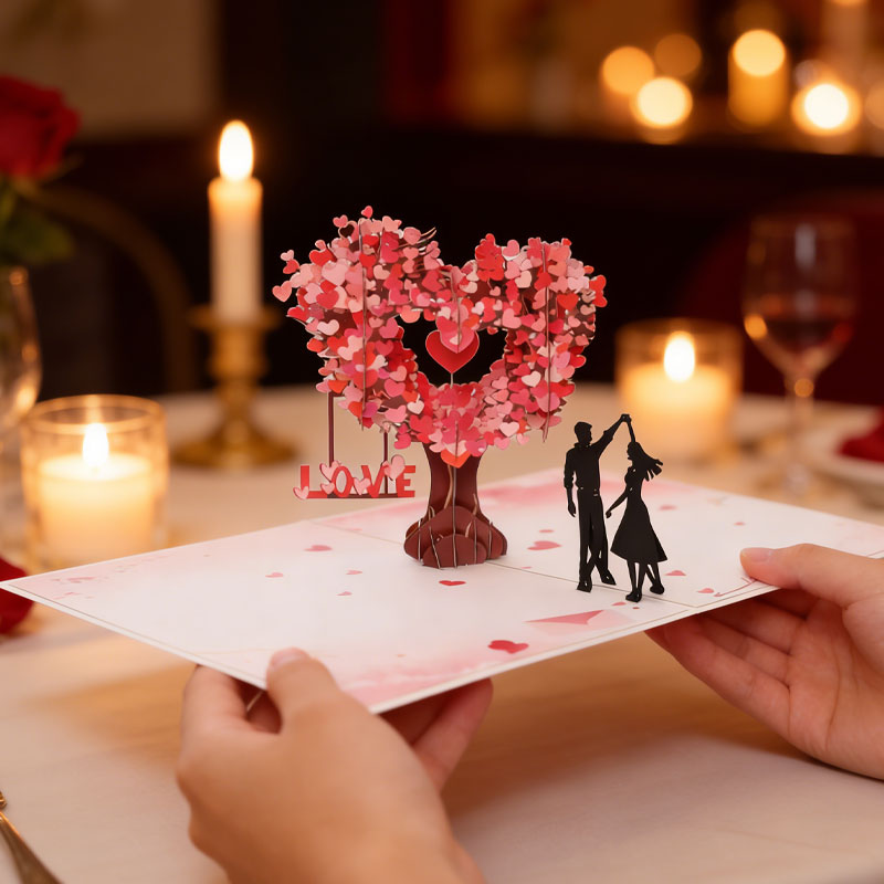 AmoraFold™ 3D Carte d’amour – Un moment qui s’épanouit à l’ouverture