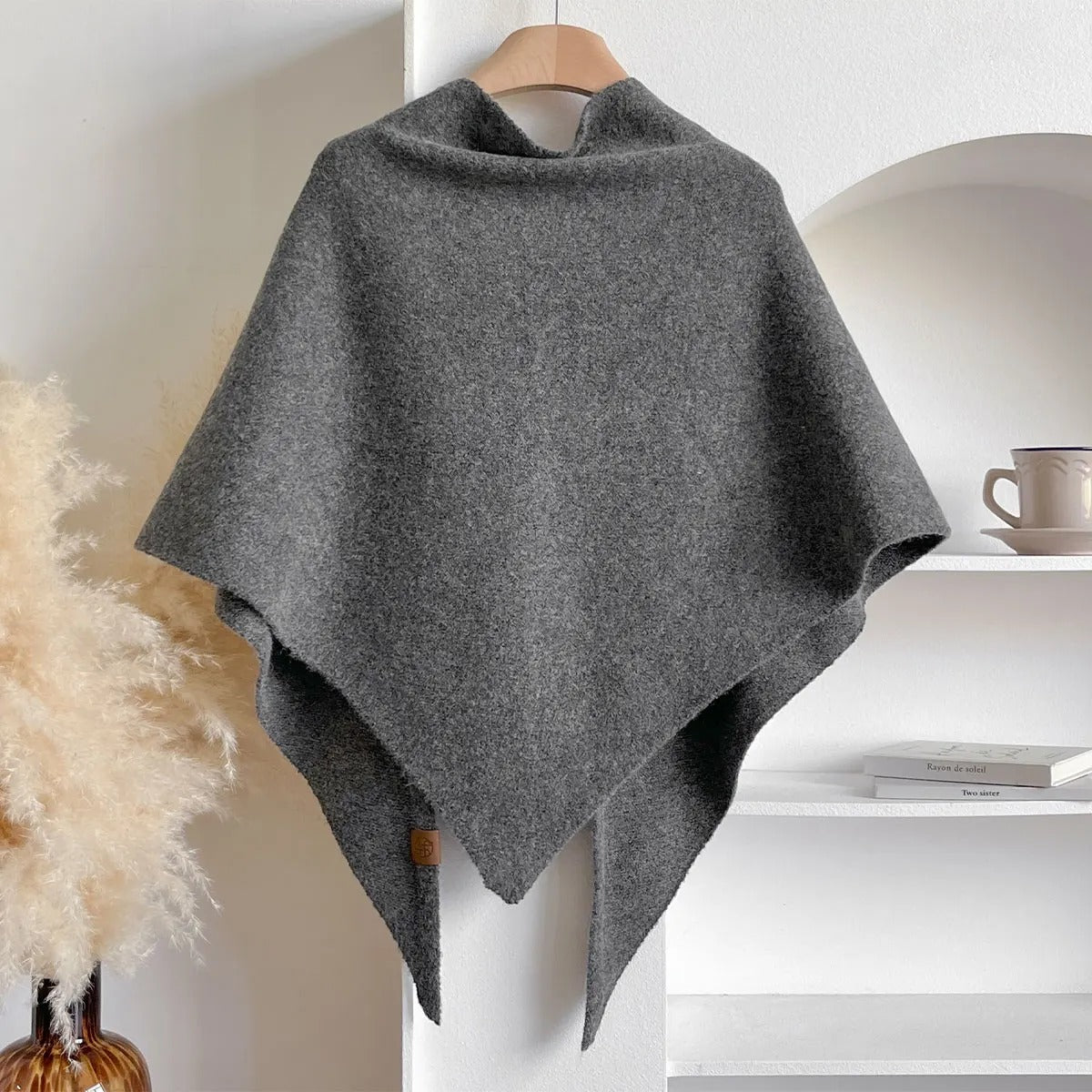 Veloura™ — Châle polaire léger au style intemporel