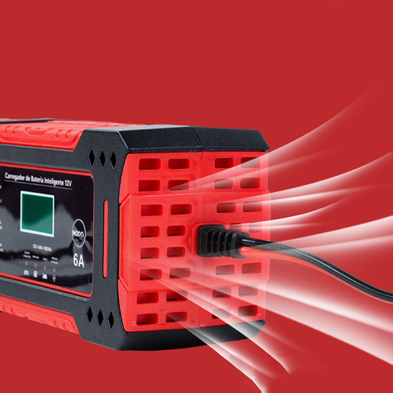 Voltarys™ - Chargeur Intelligent de Batterie Auto & Moto – Compact, sûr et polyvalent