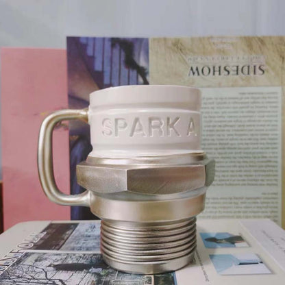 MotoSip™ – La tasse unique avec allumette incorporée