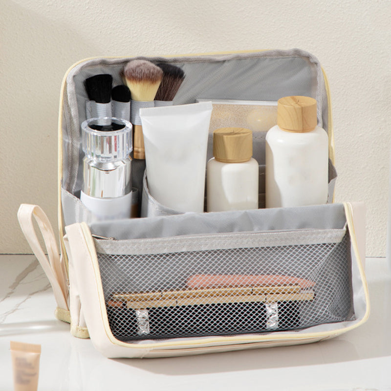 Élanique™ – Trousse de Maquillage Suspendue Élégante