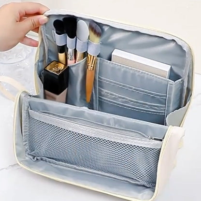 Élanique™ – Trousse de Maquillage Suspendue Élégante