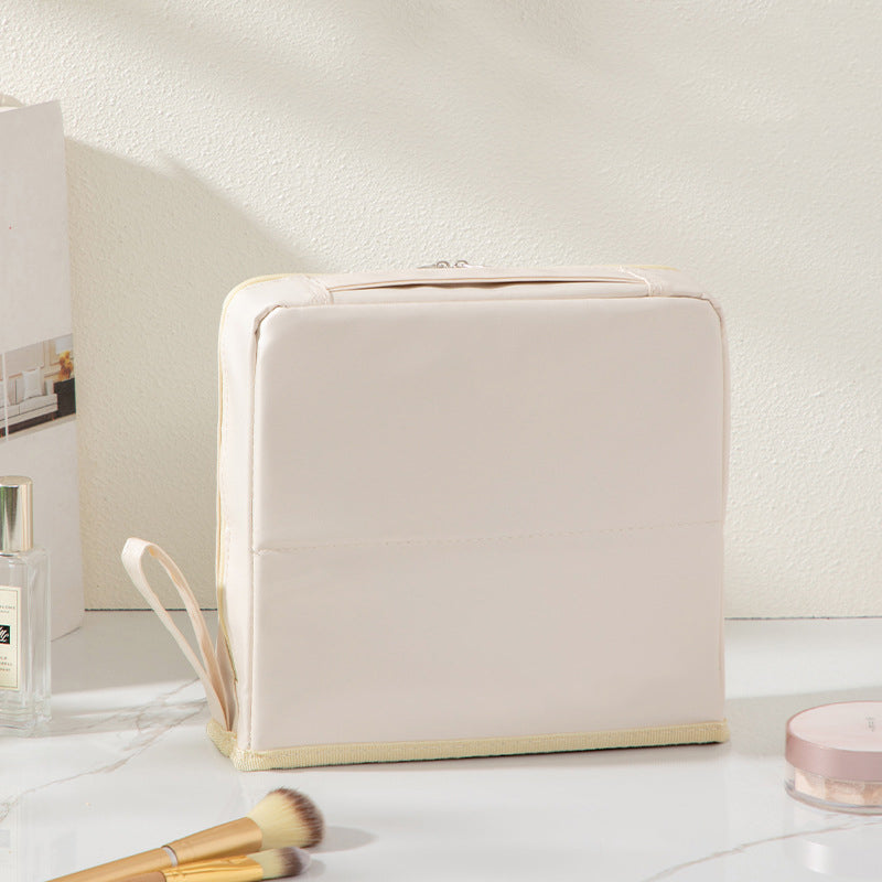 Élanique™ – Trousse de Maquillage Suspendue Élégante